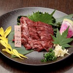 Horse sashimi top red meat / horse sashimi harami each