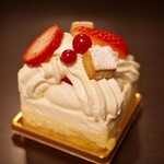 ハルツキ菓子店 - フロマージュクリュ