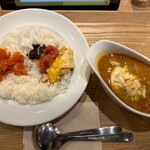 Spice and Vegetable 夢民 - エビトマトエッグカレー