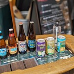 ハリーズ シュリンプ トラック - ドリンクメニュー。ノンアル・オリオンの瓶をラッパ飲み ♡ ノンアルでも気分上がるわぁ⤴！