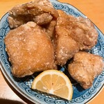 地鶏のから揚げ(写真は2人前です)