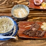 Sumiyaki Gyuutan Higashiyama - 牛たんと仙台とんたんの定食＋とろろ付（1,910円）