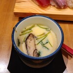 寿司 魚がし日本一 - 小さめですが、見かけ以上に美味しかったのがこの茶碗蒸し。出汁がいいのかもしれません