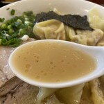 ラーメン茂木 - 旨旨白濁スープ