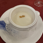 メインダイニングルーム - インゲン豆のポタージュ