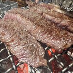 炭火焼肉ホルモンさわいし - ハラミ焼き焼き