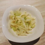 肉盛り酒場 とろにく - セロリの浅漬け