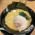 Machida Shouten - ラーメン　固め濃いめ　¥860