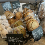 トイット Tiny Bakery - 