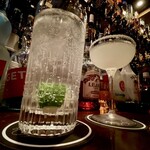 ANDRE 曽根崎店 - ジーヴァインジントニック（左）　マルガリータ（右）