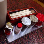 福龍軒 - 卓上の様子。