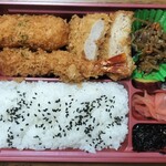 243090048 - 初夏のミックスフライ弁当