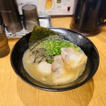 Hakata Ramen Isshin - 味玉ラーメン