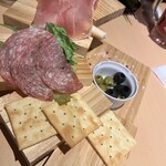 お肉とチーズの専門店 ミートダルマ札幌店 - 
