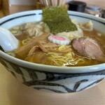 いつみ屋 - わんたんめん850円＋大盛100円