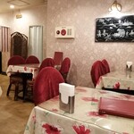 THI THI - ピンク系の優しい空間