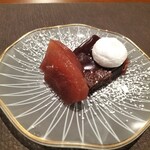 Kumazawa - ショコラテリーヌとりんごの赤ワインコンポート