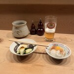 Yakitori Taki - お通し(漬物、大根おろしとうずらの卵)