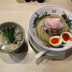 つけめん金龍 - 特製鰹昆布水つけめん