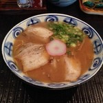 丸田屋 - 中華そば 600円