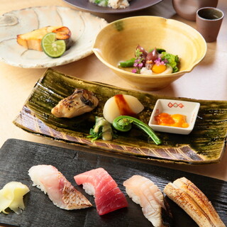 鮨一筋三十年の確かな技術と新鮮なネタを堪能するおまかせコース