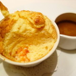 レストラン・セン - フワフワのスフレの中には海老が　