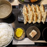 味処まるしょう - 焼き餃子定食
