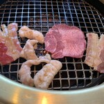 Horumon Yakiniku Gyuu Gyuu - 