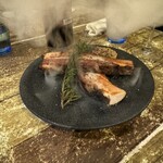 PERCH - 厚切りベーコンのフタを開けます