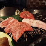 Yakiniku Ushiwa - 