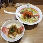 Rock’anDo - そら豆ポタージュ＋帆立にんにくバター焼丼