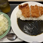 松乃家 - 「松のやのロースかつ黒カレー」790円也「ライス大盛り」100円也「千切りキャベツ」80円也。税込。