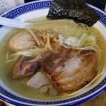 塩そば専門店 桑ばら - 秋刀魚香油の塩と馬刺しユッケ丼の定食