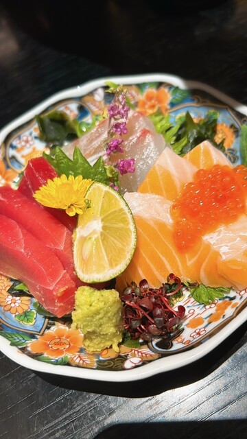 Kinsou Dori to Ise Sakana Hachihachi Toyohashi Ekimae Ten