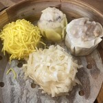 Tokyo焼売マニア - えびシュウマイ　錦糸シュウマイ　マニアシュウマイ　　呼子のいかシュウマイ