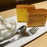 北海道牛乳カステラ - カステラ・ソフトクリーム