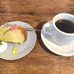 TOKYO CLASSIC CAMP CAFE - 「さくらシフォン」と「ホットコーヒー」