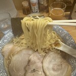 中華そば 笑歩 - 自家製麺リフトアップ！