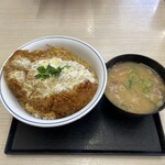 Katsuya - カツ丼(梅)に豚汁(小)
