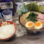 神田ラーメン わいず - 