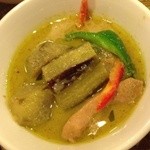 アジアンタワン - 201402　ｱｼﾞｱﾝﾀﾜﾝ　★ランチビュッフェ（880円）★野菜がゴロゴロ♪グリーンカレー(^_^)v