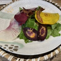 やさい家めい 表参道ヒルズ店 - 根菜サラダ