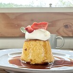 KULM - プリンみたいなチーズケーキ　これ美味しい　飲みやすいコーヒーも好きなやつです　