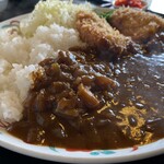 かつ亭石川 - ピリ辛濃厚なカレーは絶品