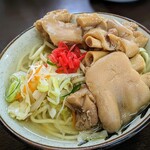 丸吉食堂 - てびち (豚足) 大好きな私は、島イチ迫力のてびちそばを目指しました。てびちそば1,100円