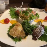 施家菜 - 前菜盛り合わせ。
