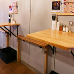 トリスタンド酒場 NiCE - テーブル席 3ヶ所