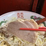 ザ・ラーメン スモールアックス - 意外にも脂身少なめでしょ！