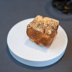 プレゼンテ スギ - 2024.4 立方体（クロワッサン、メープルシロップ、黄な粉）