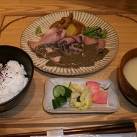京都石塀小路豆ちゃ 有楽町 - ローストビーフ御膳